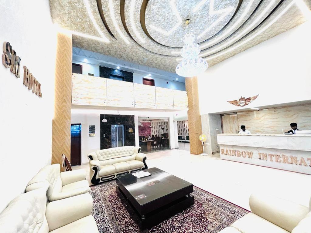 Hotel Rainbow International Shamshabad Хидерабад Екстериор снимка