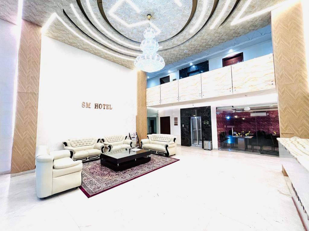 Hotel Rainbow International Shamshabad Хидерабад Екстериор снимка