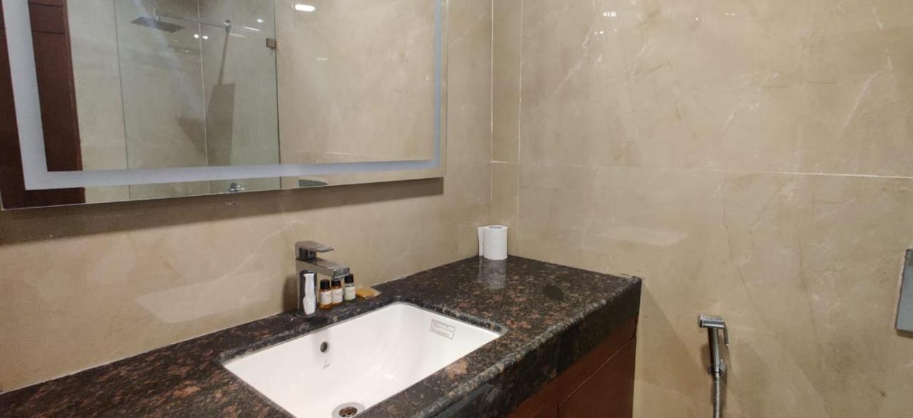 Hotel Rainbow International Shamshabad Хидерабад Екстериор снимка