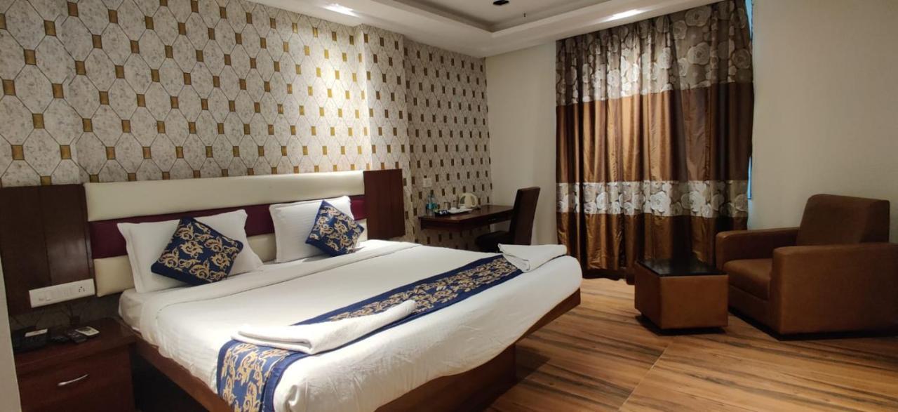 Hotel Rainbow International Shamshabad Хидерабад Екстериор снимка