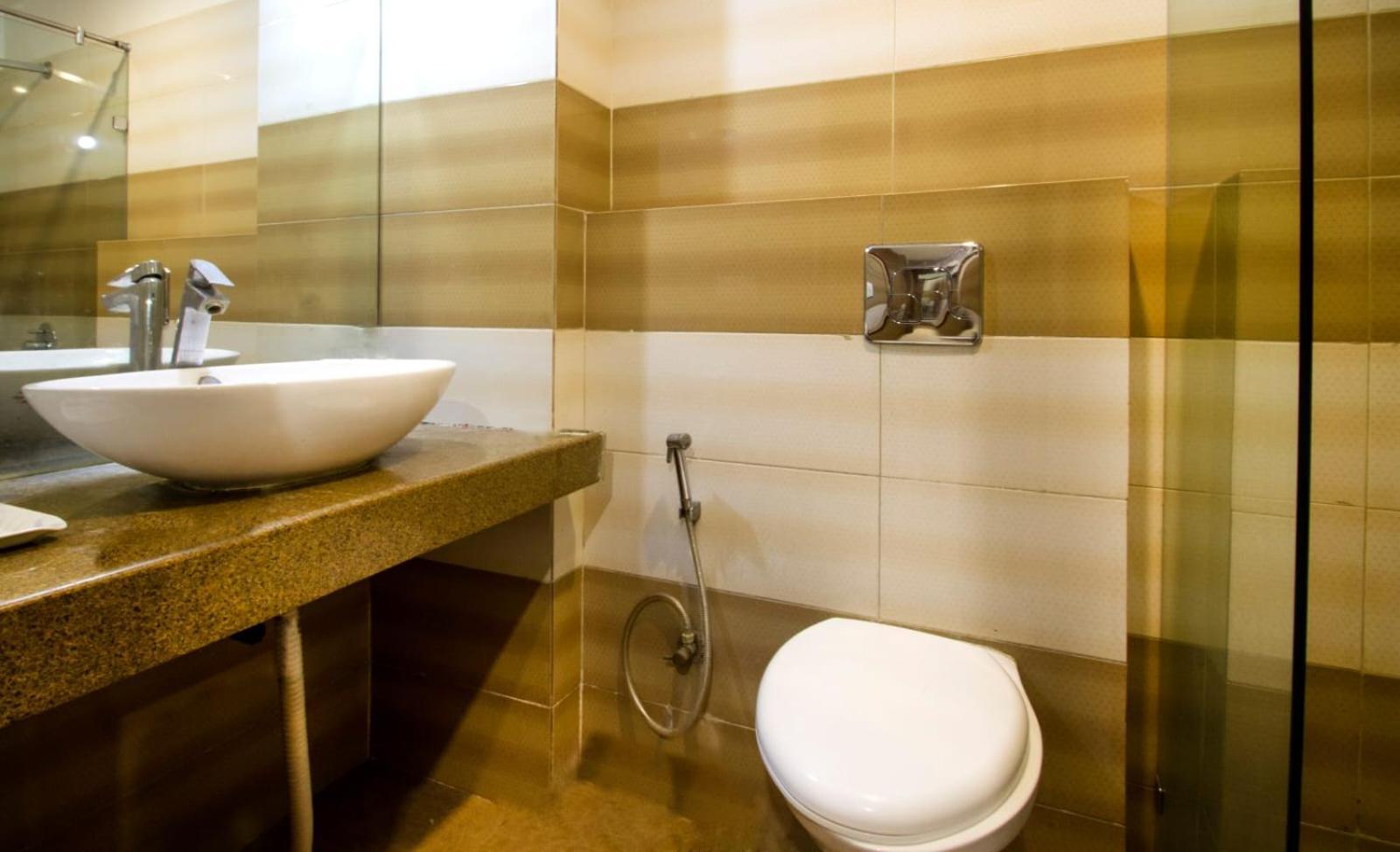 Hotel Rainbow International Shamshabad Хидерабад Екстериор снимка