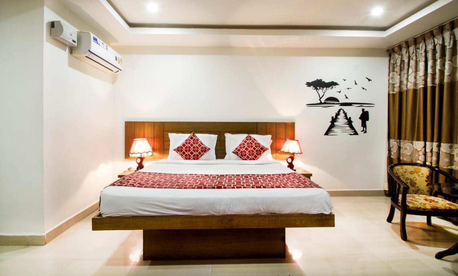 Hotel Rainbow International Shamshabad Хидерабад Екстериор снимка