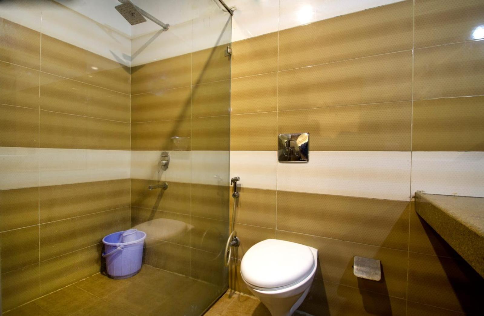 Hotel Rainbow International Shamshabad Хидерабад Екстериор снимка