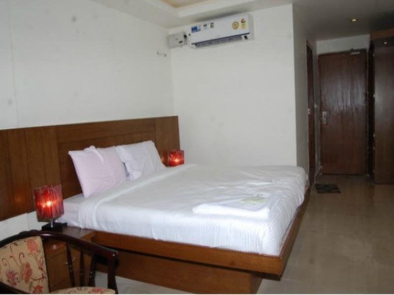 Hotel Rainbow International Shamshabad Хидерабад Екстериор снимка