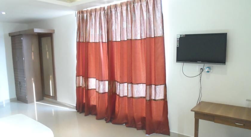 Hotel Rainbow International Shamshabad Хидерабад Екстериор снимка
