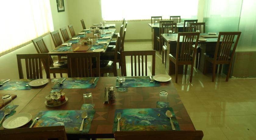 Hotel Rainbow International Shamshabad Хидерабад Екстериор снимка