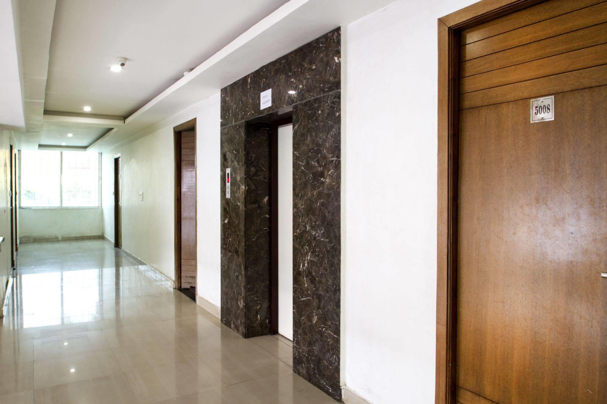Hotel Rainbow International Shamshabad Хидерабад Екстериор снимка