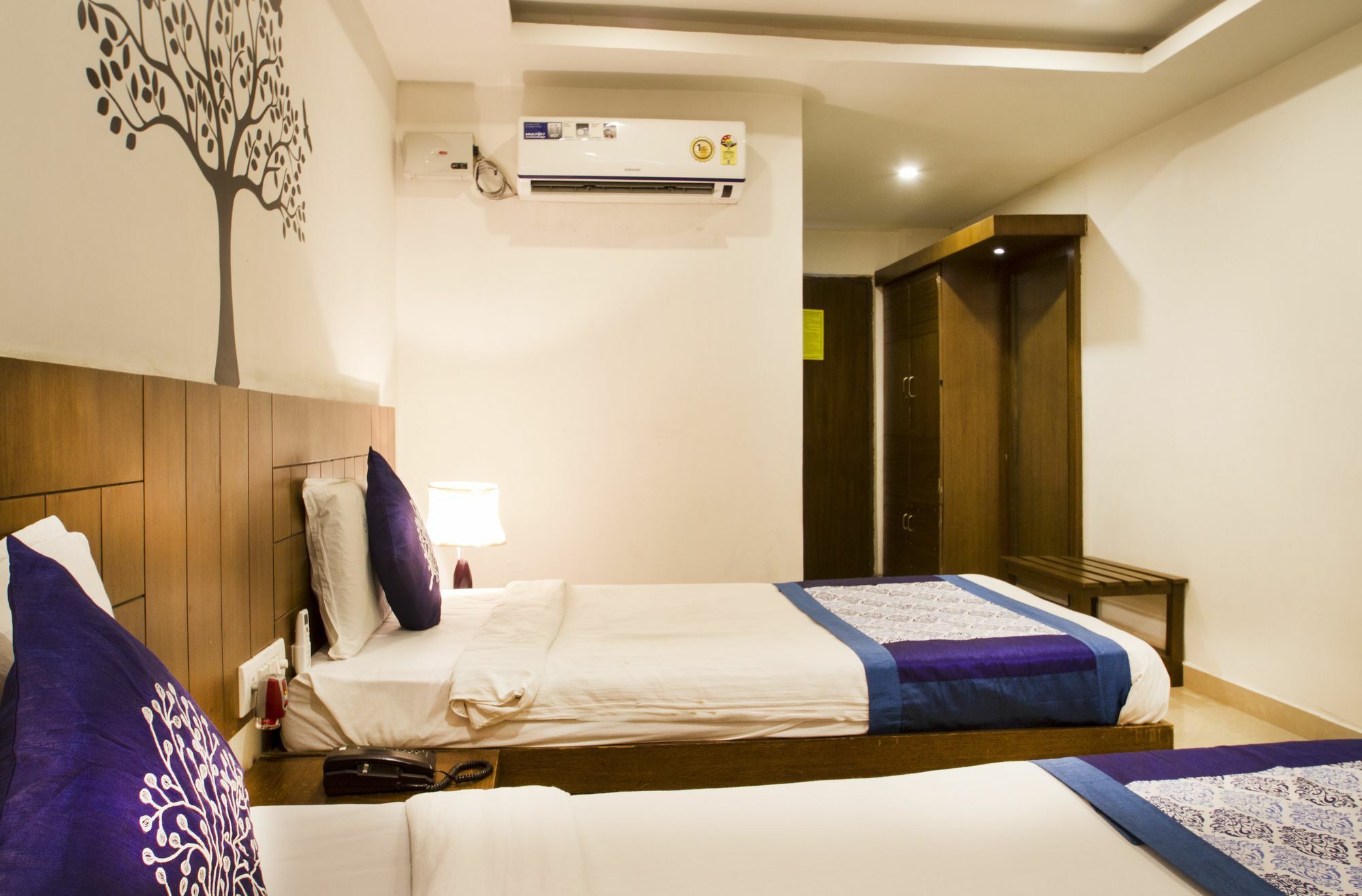 Hotel Rainbow International Shamshabad Хидерабад Екстериор снимка