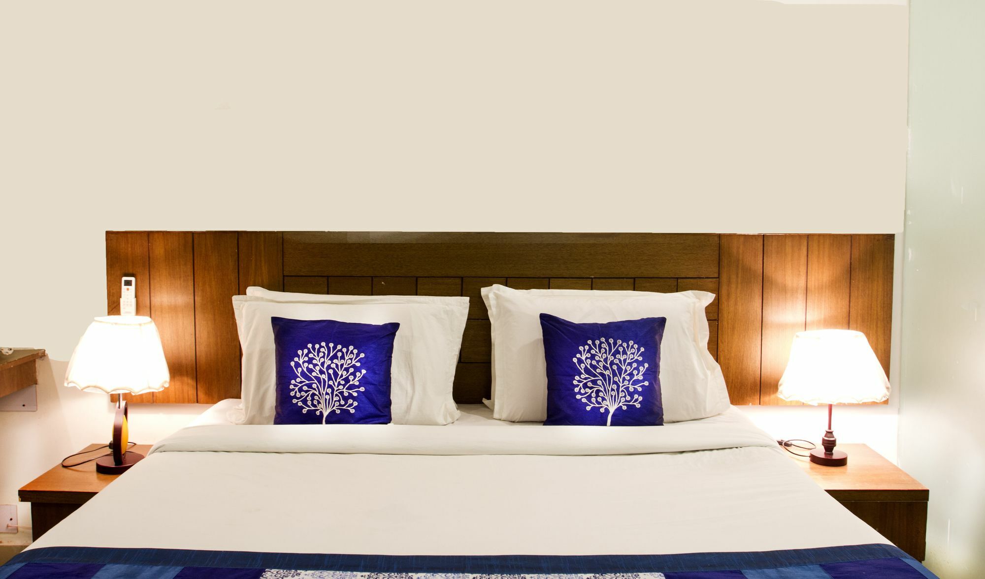 Hotel Rainbow International Shamshabad Хидерабад Екстериор снимка
