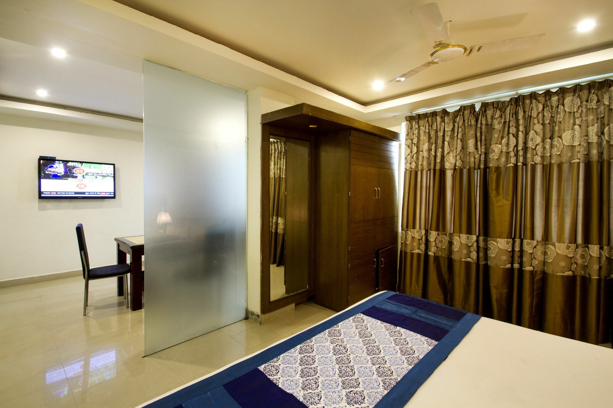 Hotel Rainbow International Shamshabad Хидерабад Екстериор снимка